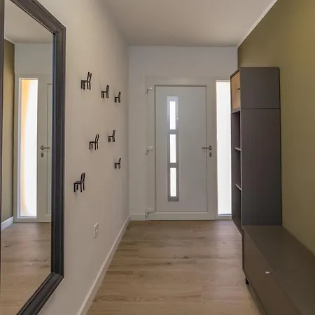 Villa Family And Friends Private Heated Pool With Jacuzzi Zadar