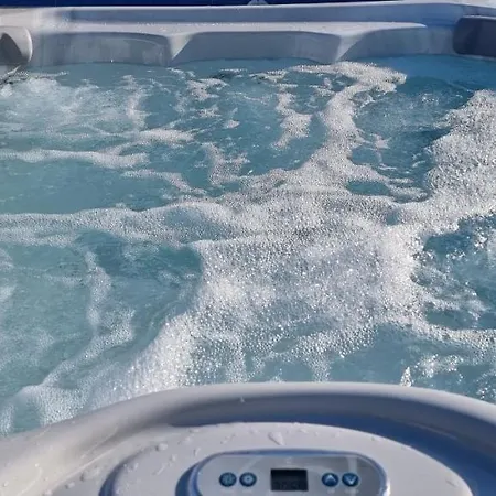 Villa Family And Friends Private Heated Pool With Jacuzzi *