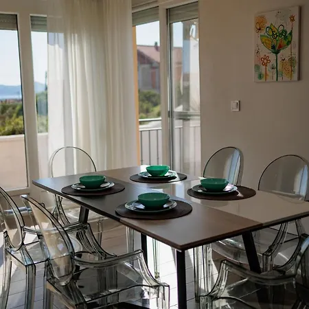 Family And Friends Private Heated Pool With Jacuzzi Villa