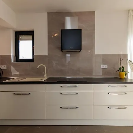 Family And Friends Private Heated Pool With Jacuzzi Vila Zadar