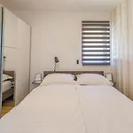 Villa Family And Friends Private Heated Pool With Jacuzzi Zadar