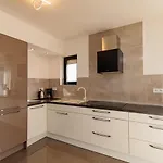Family And Friends Private Heated Pool With Jacuzzi Villa *