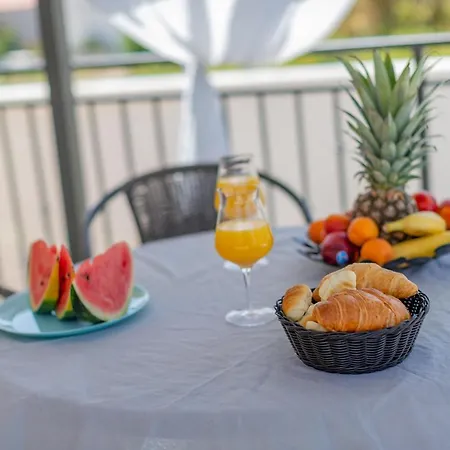 Family And Friends Private Heated Pool With Jacuzzi زادار